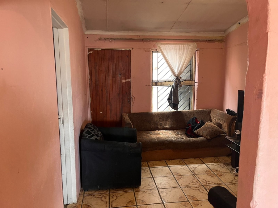 2 Bedroom Property for Sale in Delft Western Cape